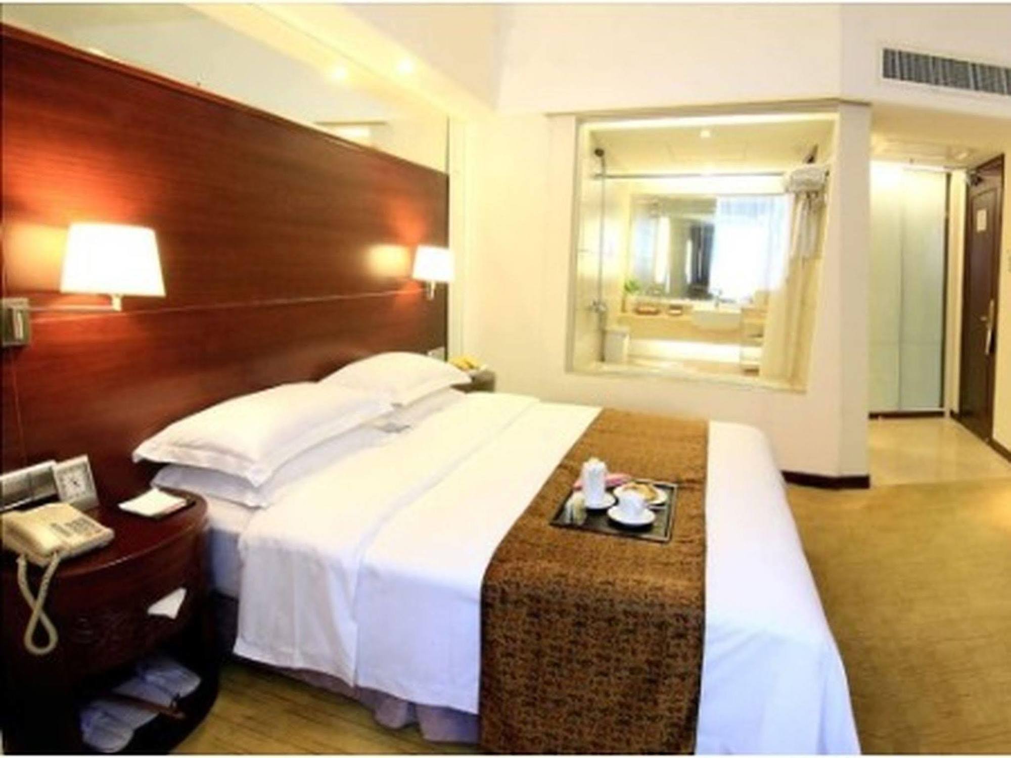 Ramada Hotel Xiamen Exterior foto