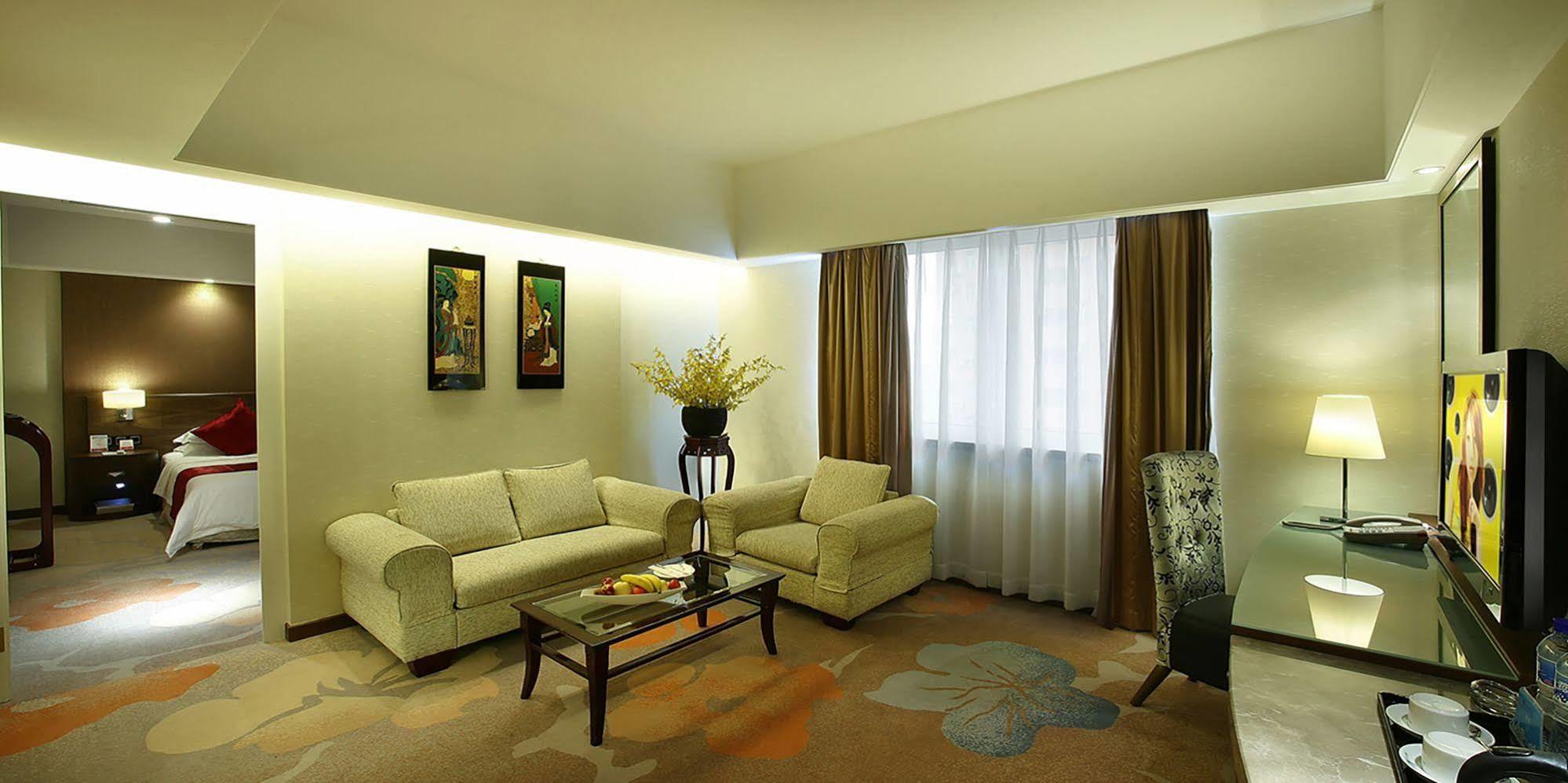Ramada Hotel Xiamen Exterior foto